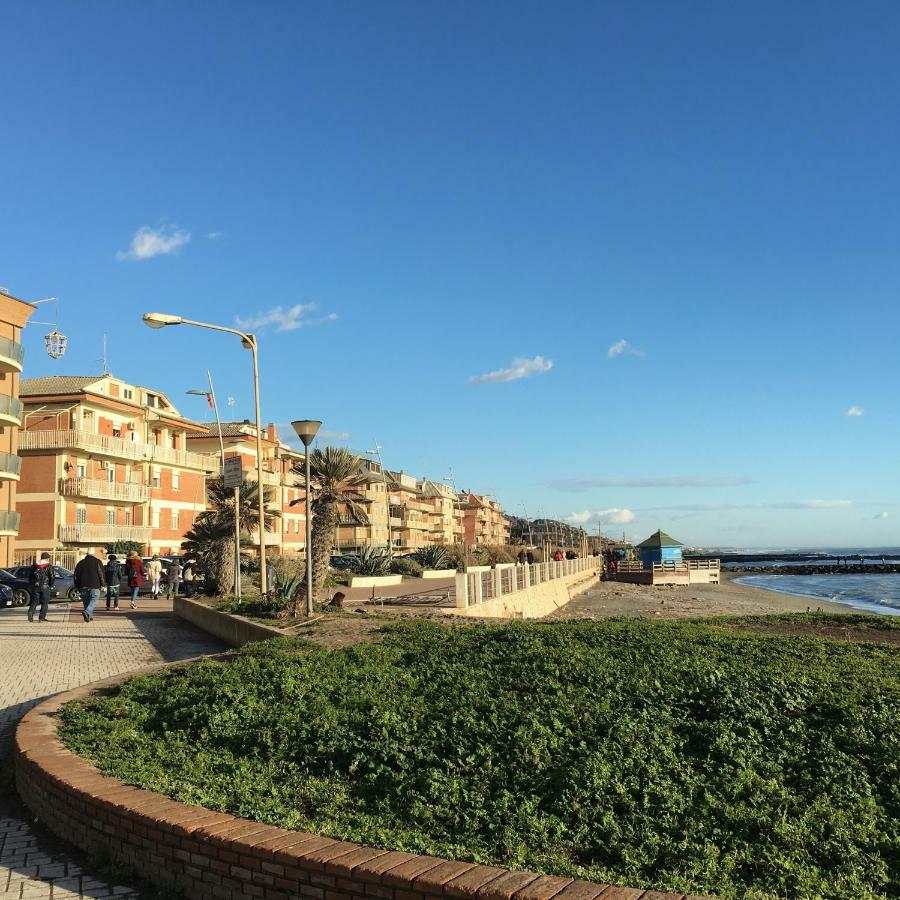 Aroma Di Mare Lägenhet Lido di Ostia Exteriör bild